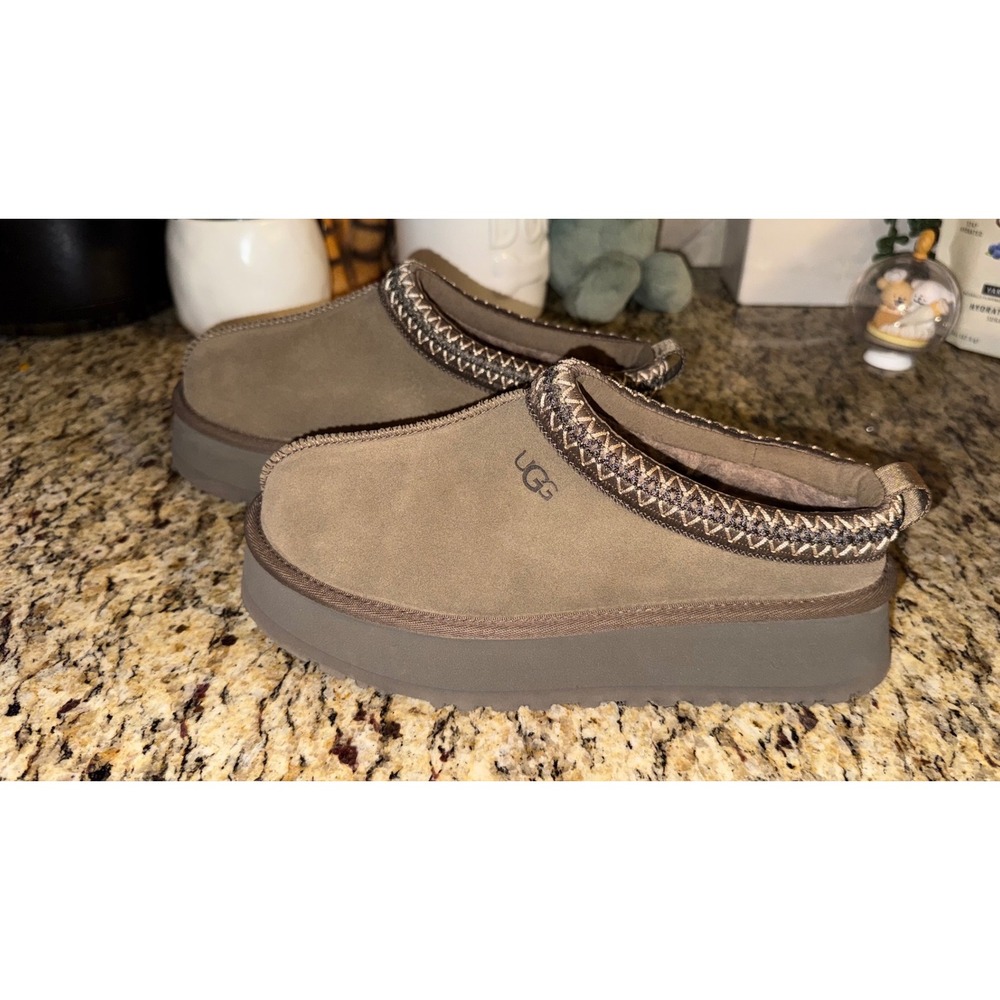 Ugg Tazz Platform Slippers Hickory Size 8 New